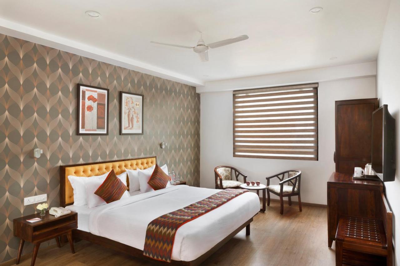 Click Hotel Jaipur Exterior photo